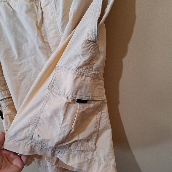 Columbia Cargo Shorts - Picture 5 of 6